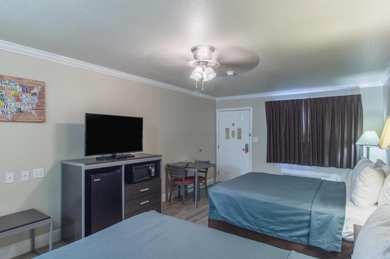 Econo Lodge Inn & Suites Corpus Christi  Kültér fotó