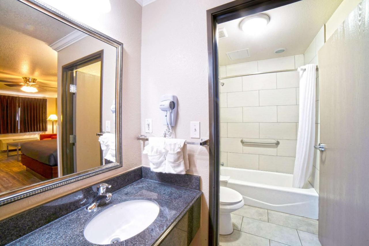 Econo Lodge Inn & Suites Corpus Christi  Kültér fotó